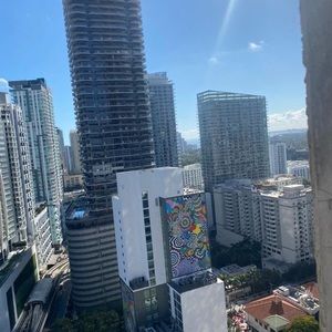 Meet your Posher, Farrada